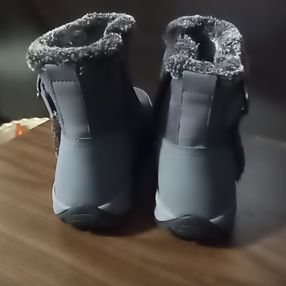 Easy spirit women's Ember Cold weather winter boots booties size 7 Real suede - Picture 3 of 4